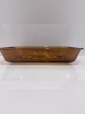 Vintage anchor hocking fire king amber glass golden wheat 1.3qt baking dish #432